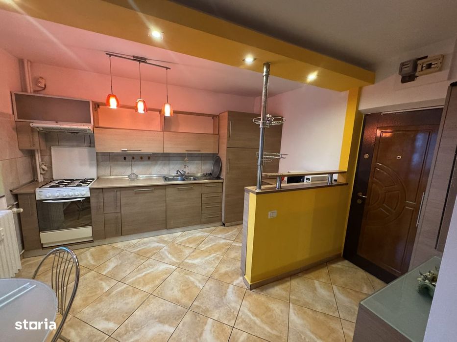 Apartament 3 camere, decomandat, 70mp,balcone și lift - Drumul Taberei
