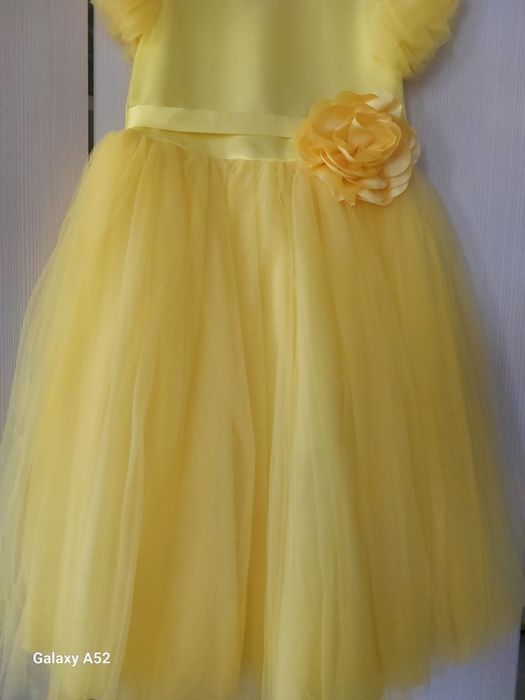 Платья для девочек, новые