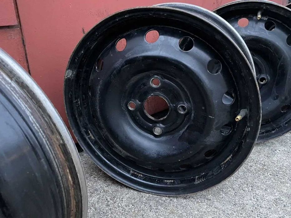 Штампованные диски R15 ( 4×114.3 )