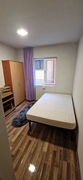 Închiriez garsoniera !