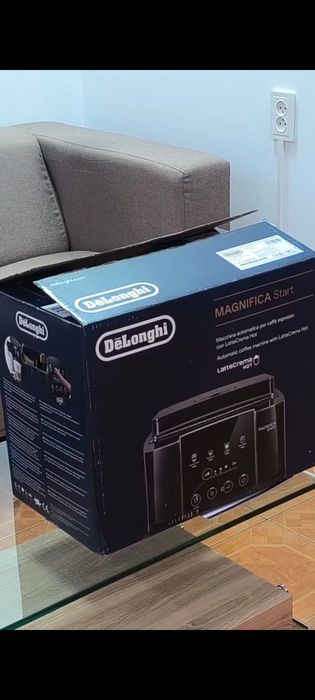 Кофемашина Delonghi Magnifica Start