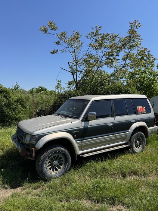Mitsubishi Pajero mk2 2.5