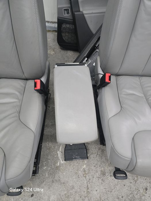 Салон за пасат Б6 комби десен волан