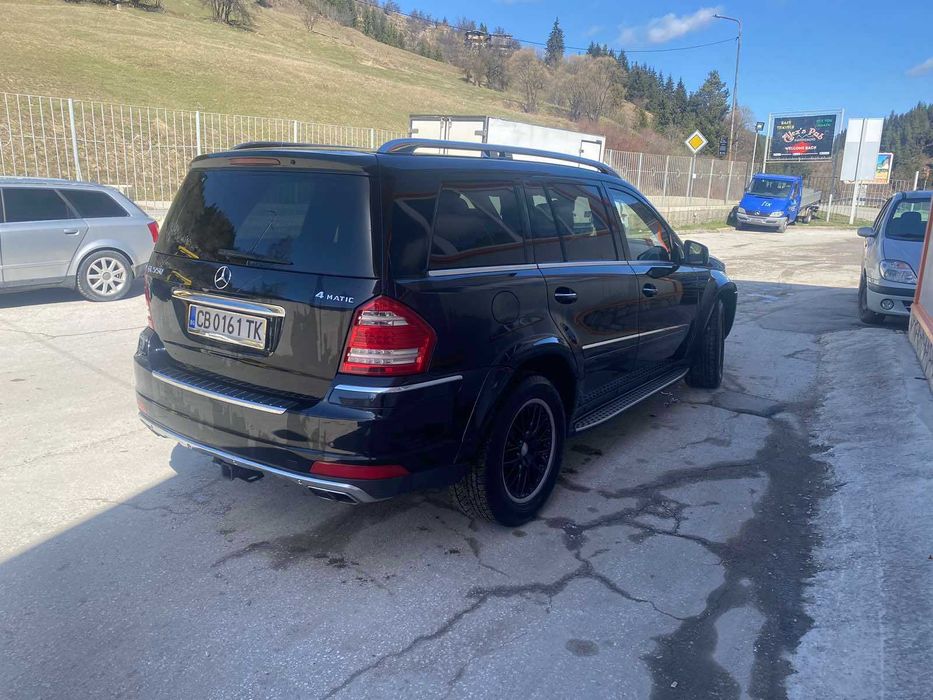 Mercedes-Benz GL 550