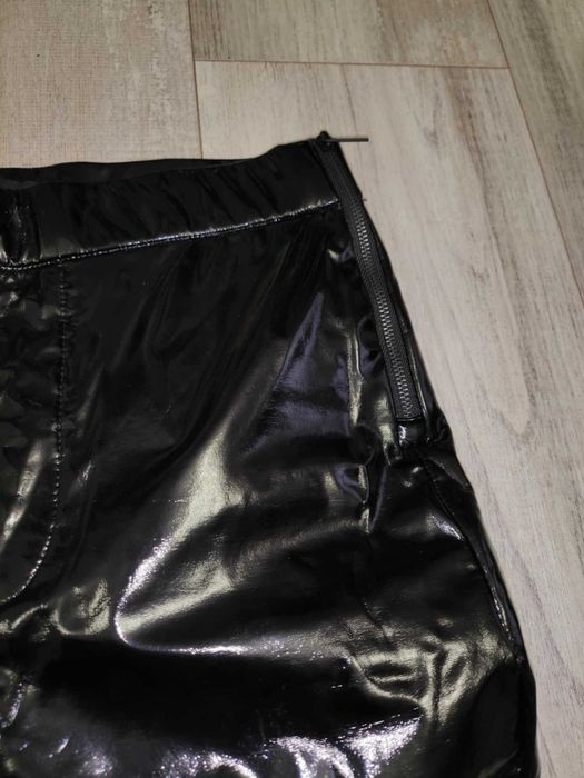 Интересен клин - панталон ZARA