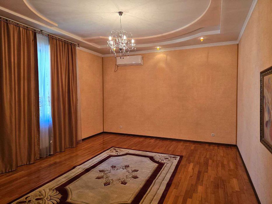 Продажа Дома - 10 соток, ул. БИЙ (Центр Луначарского), 1-ая линия