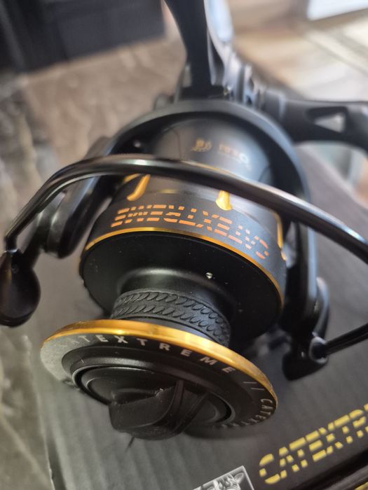 Продавам нова спининг макара за сом