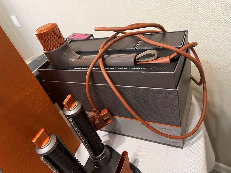 Фен - Стайллер BORK