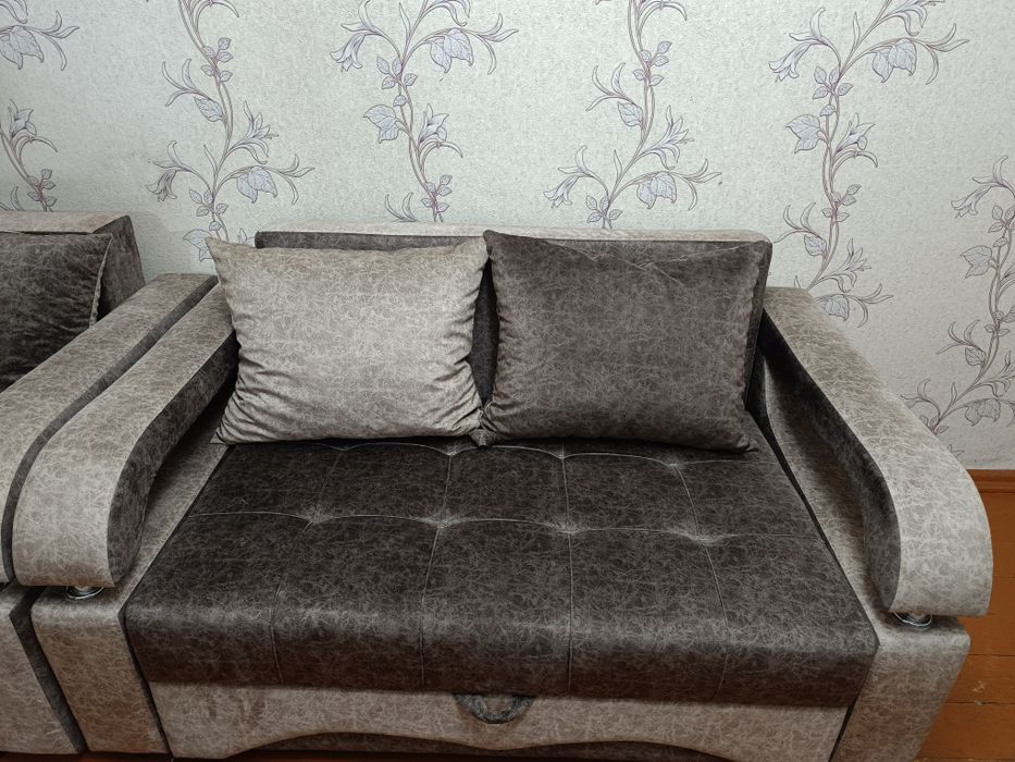 Диван + кресло ( все раскладывается)