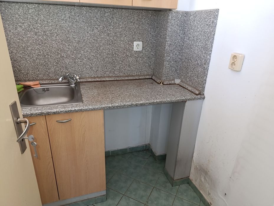Дава се под наем Офис в София, Гео Милев - 125 кв.м за 937 € - Снимка #4