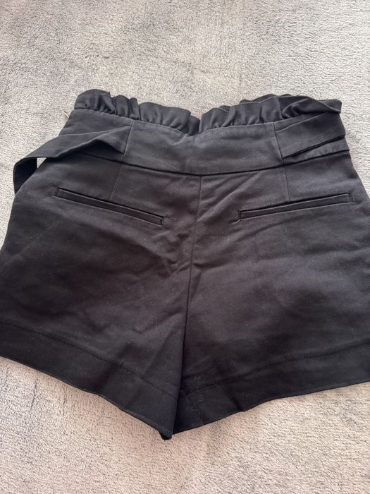 Къси панталонки Zara