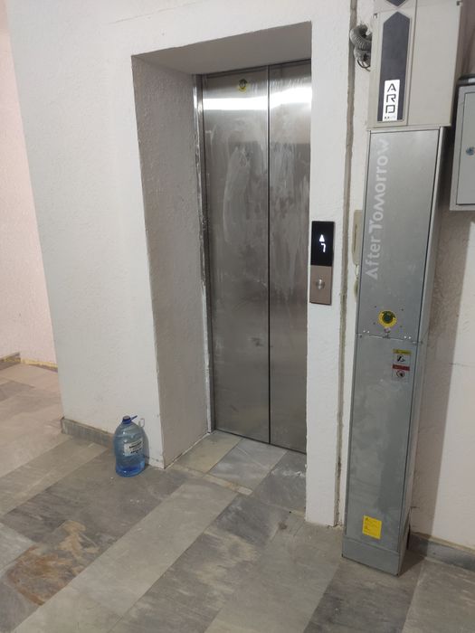 1 хоналик 8 етаж