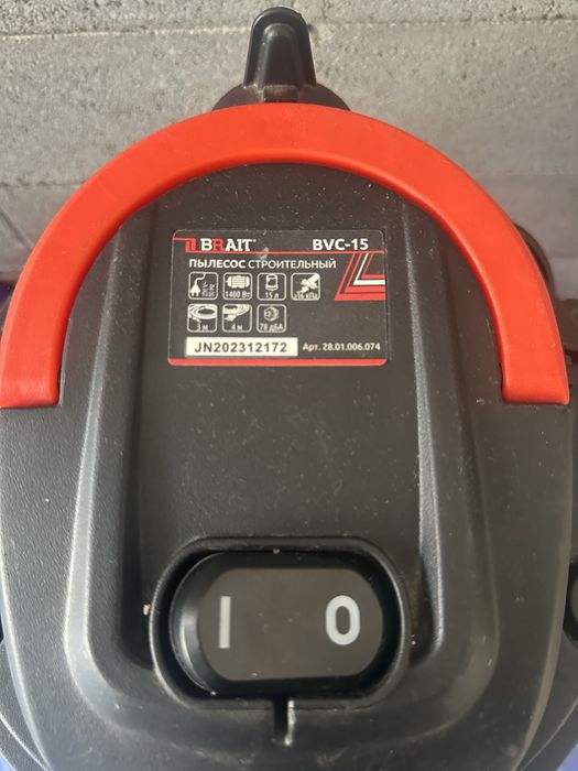 Строительный пылесос BRAIT BVC 15.