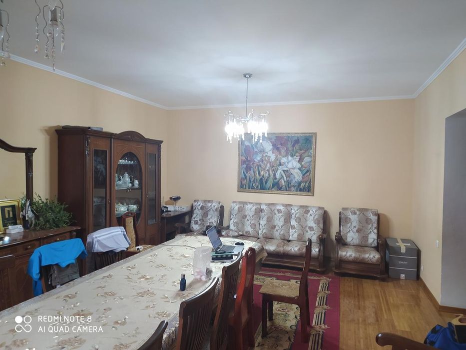 Отдельный дом, 220 кв м, 6 комнат