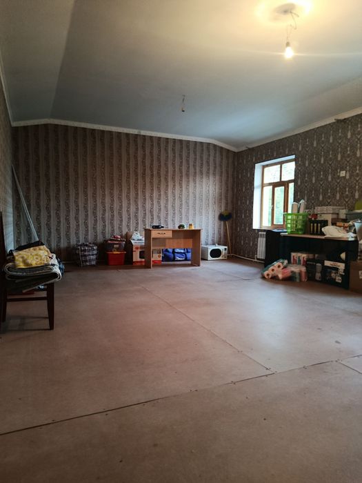 Массив Строитель  1,36 сотки 5 комнат 2 этажный дом