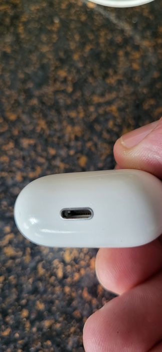 Dock air pods 2 a1602 model emc 2862
