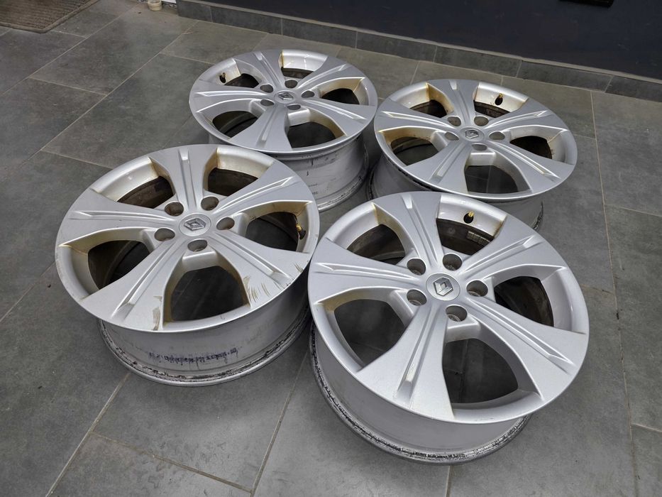 Джанти 17 - Renault