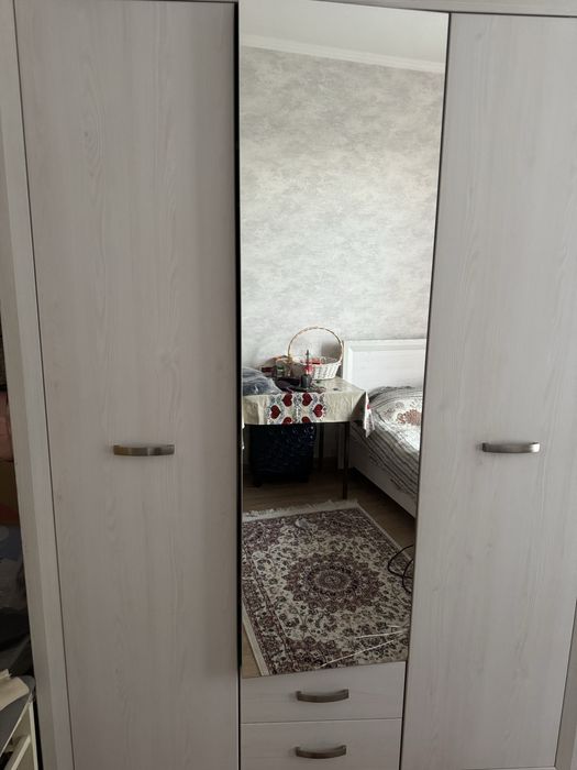 Кровать двухспальный шкаф