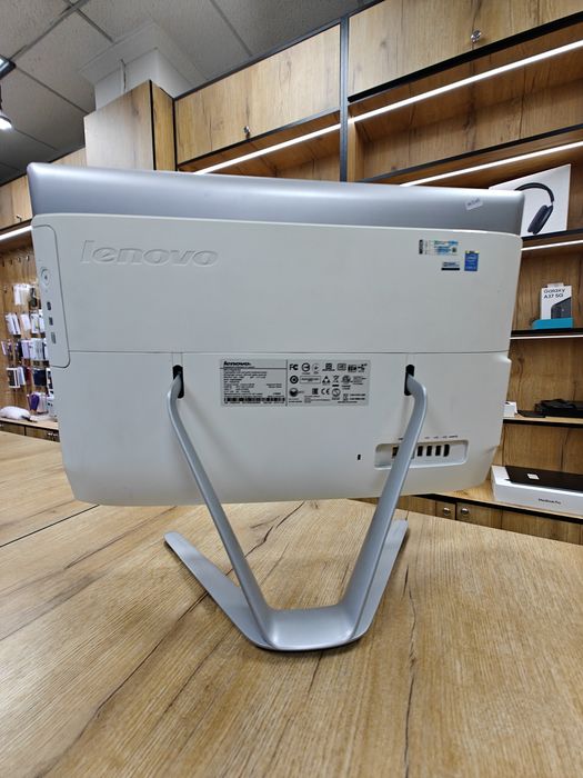 Моноблок Lenovo | Core i5 | SSD 256гб | ОЗУ 6гб