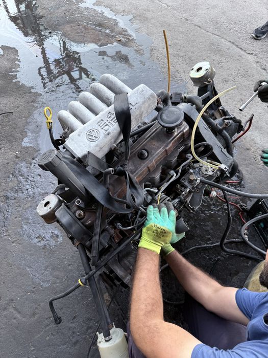 Двигатель Транспортер Т4 2.4 дизель Фольцваген привозной сборе AAB