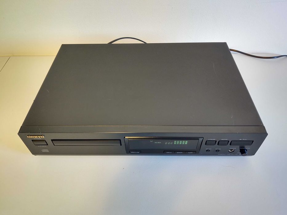 Onkyo compact disc player