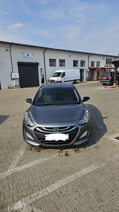 Hyundai i30--motor1.4--90CP
