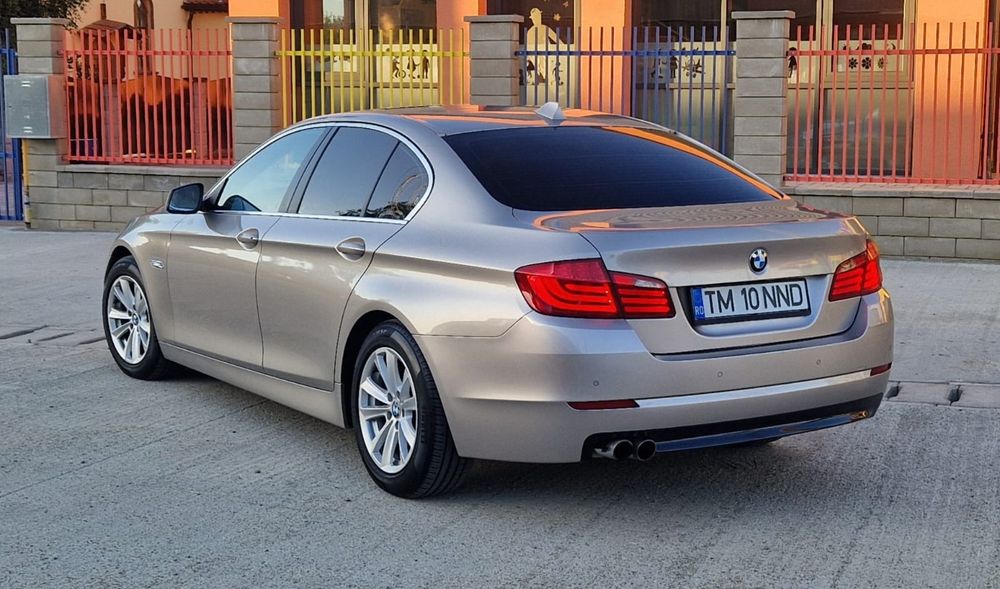BMW 5 Series 2012 — imagine 5