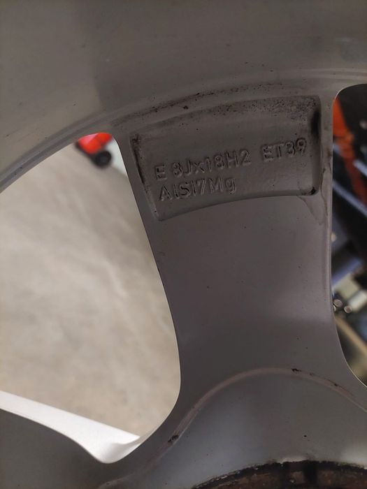 Jante Audi A6 C8 A4 Q3 Q5 pe 18 originale cu anvelope noi dot 2025