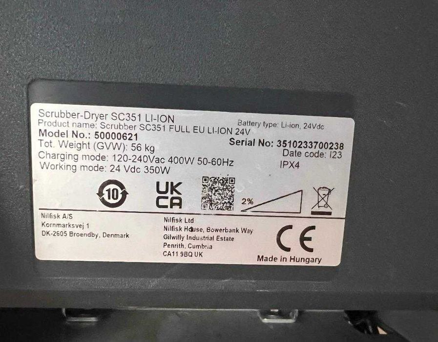Vanzare masina de spalat/aspirat pardoseli Nilfisk Li-Ion SC351 Full PKG
