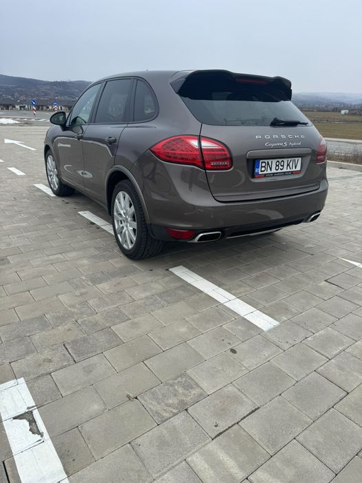 PORSCHE Cayenne 2012 — imagine 5
