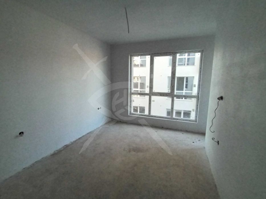 Двустаен апартамент в района на Коматевския възел 50760