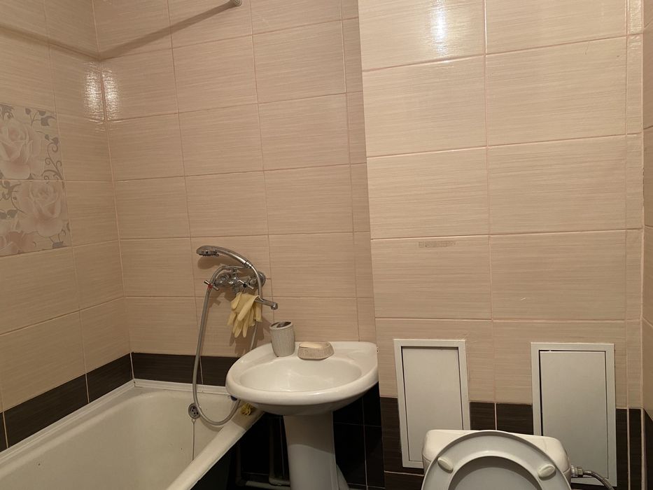 Срочно Продам 1,5 комн. квартиру на КШТ