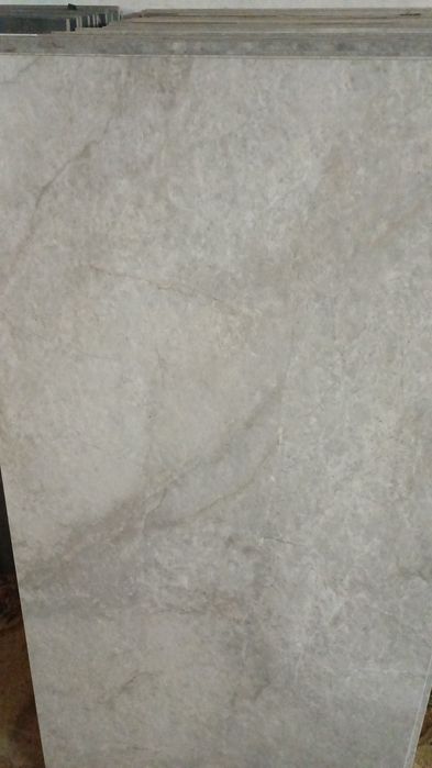 Керамогранит  новый.