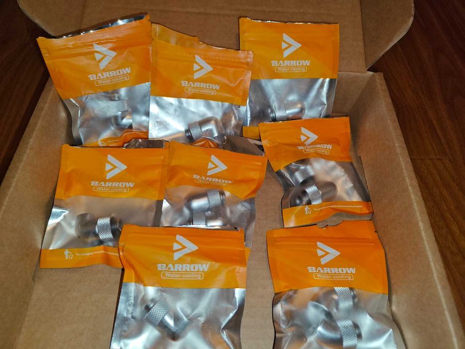 Adaptoare rotative Barrow G1/4 90° si 45° pentru watercooling