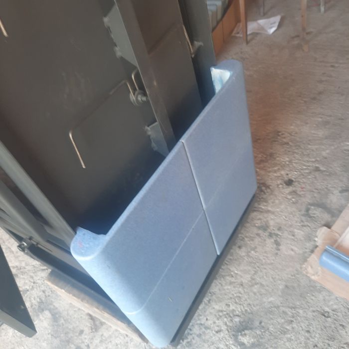 Soba tip semineu de 8 kw marca HARK