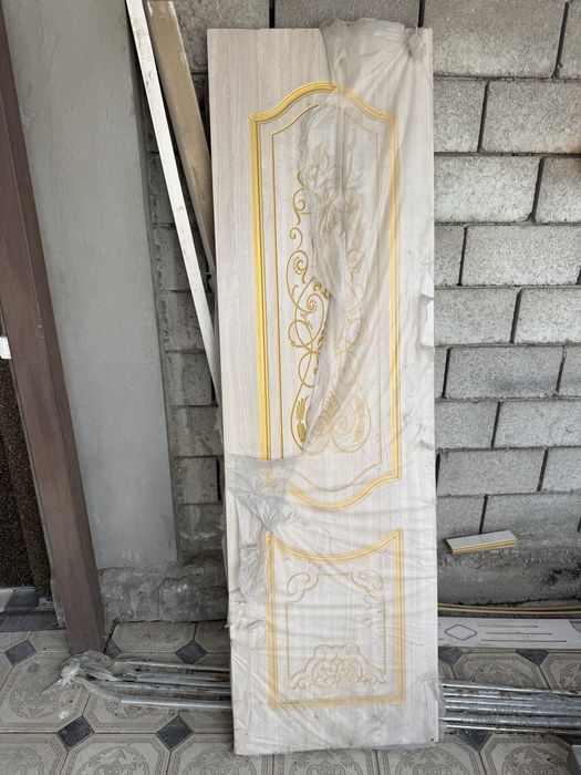 Деревенная дверь в комплекте