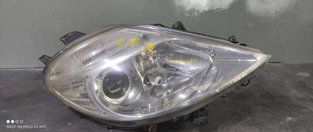 Far Dreapta Citroen C8 cu Lupa European
