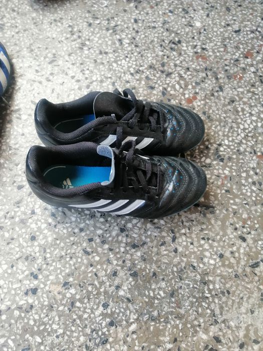 Оригинални бутонки Adidas