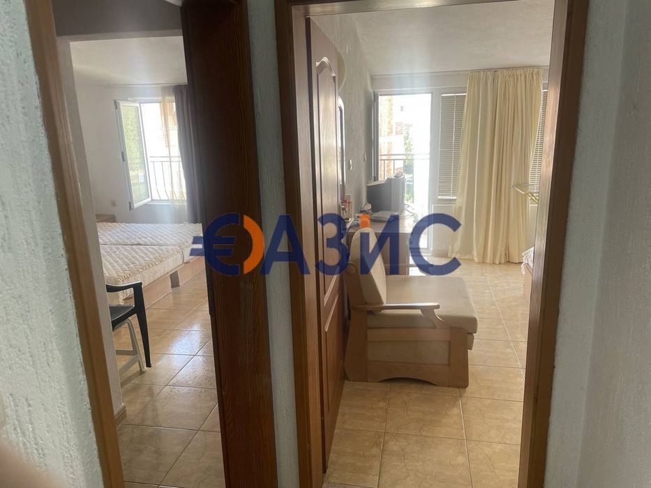 Продава се Тристаен апартамент в Свети Влас - 144 кв.м за 422 €/кв.м - Снимка #3