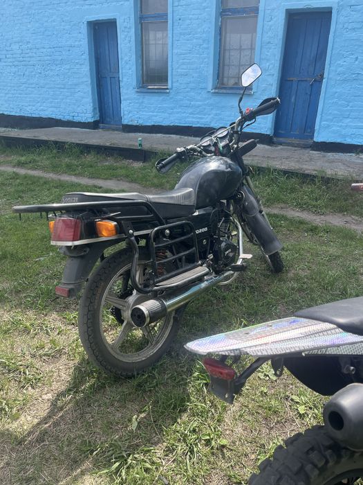 продам мотоцикл яки 200
