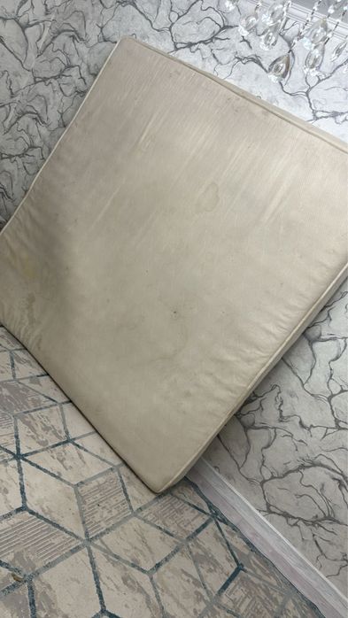 Отдам даром матрас