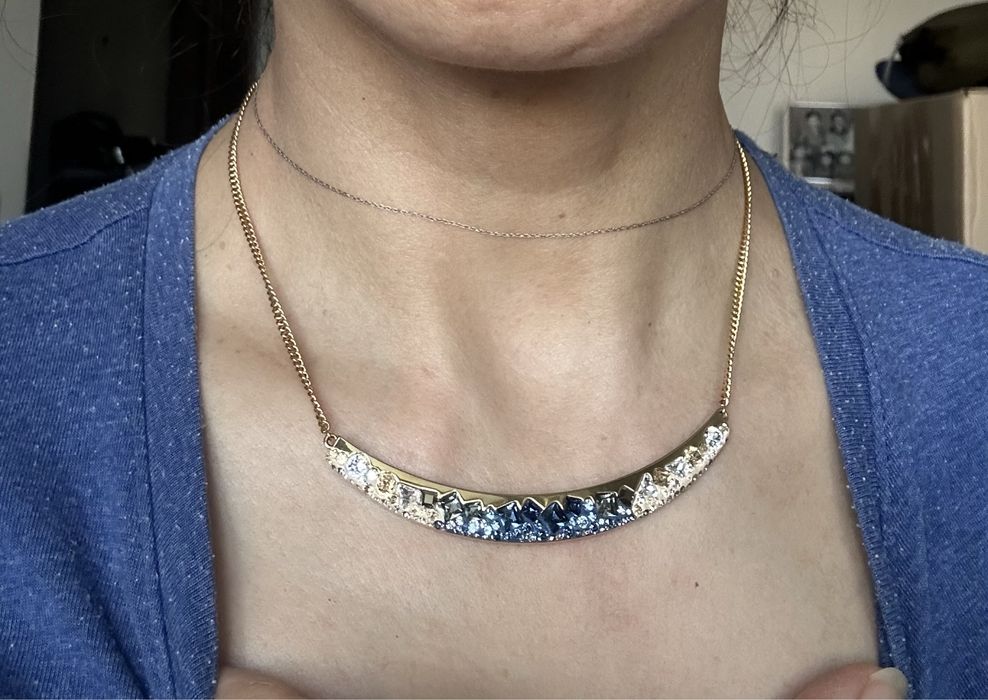 Украшение женскиеSvarovskoe