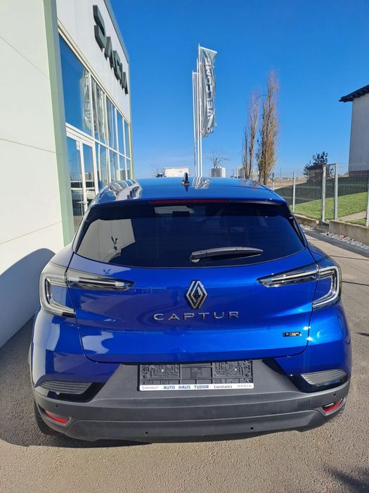 Vand sau predau leasing Renault Captur full hibrid,nu mild, nu plug in