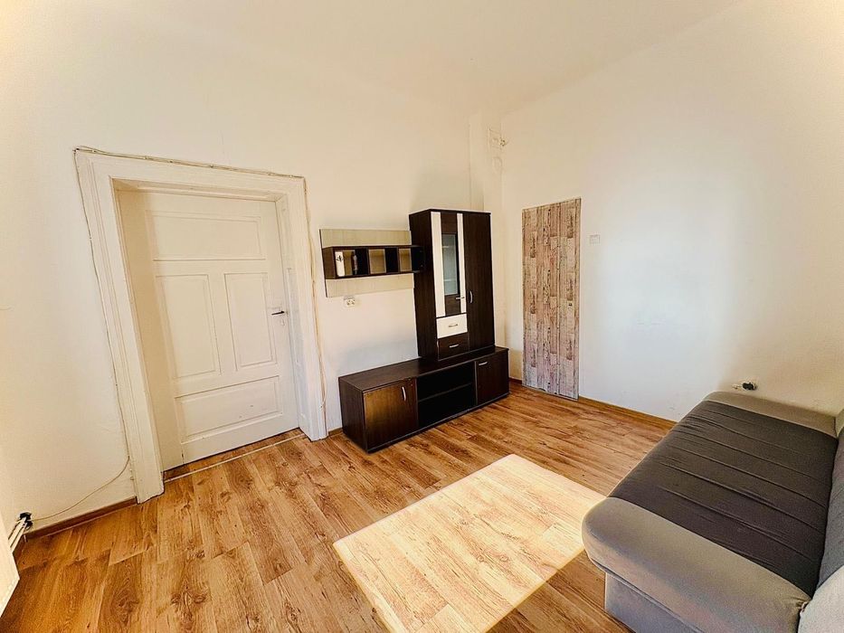 Apartament 2 camere la casa zona Centrala