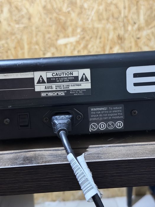 Ensoniq Профессионал Синтезатор