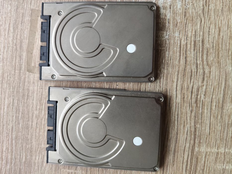Hdd Toshiba, două bucăți
