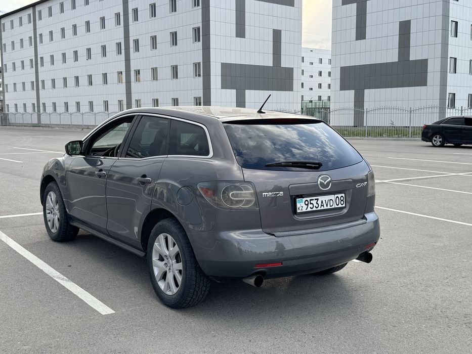 Mazda CX-7 кроссовер