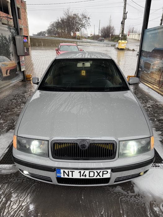 Skoda octavia 1 2000€neg