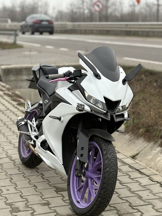 Yamaha yzf r125