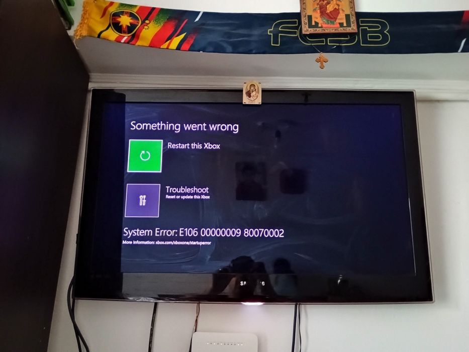 Vând Xbox one s impecabil